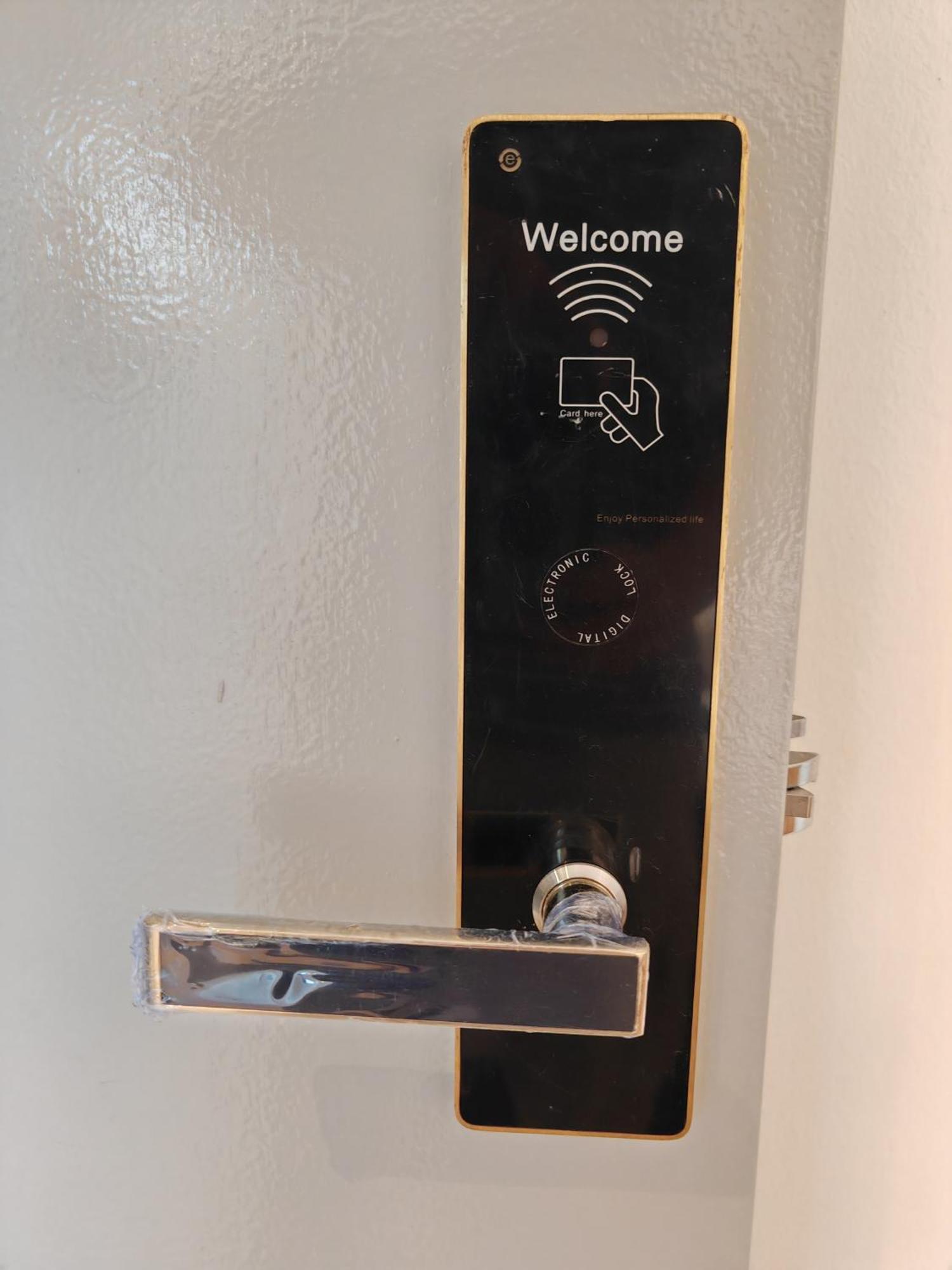 V Boutique Hotel 세렘반 외부 사진