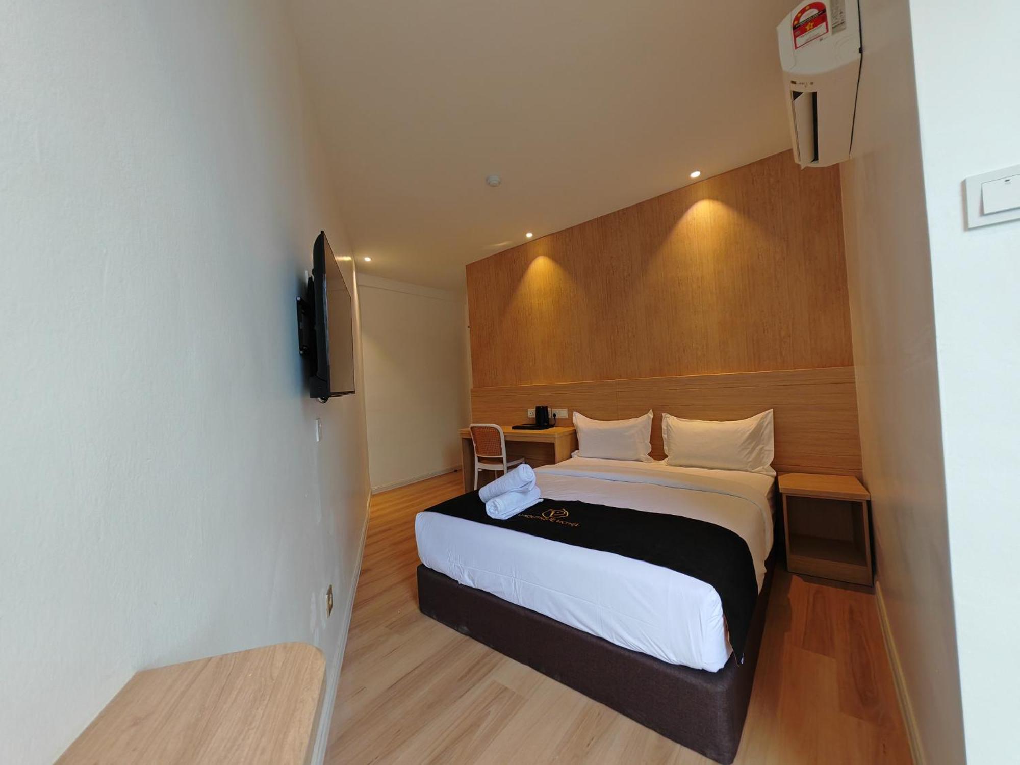 V Boutique Hotel 세렘반 외부 사진